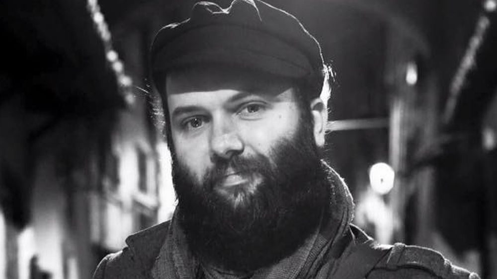 Sabato  a Imperia Jacopo Tomatis presenta Storia culturale della canzone italiana