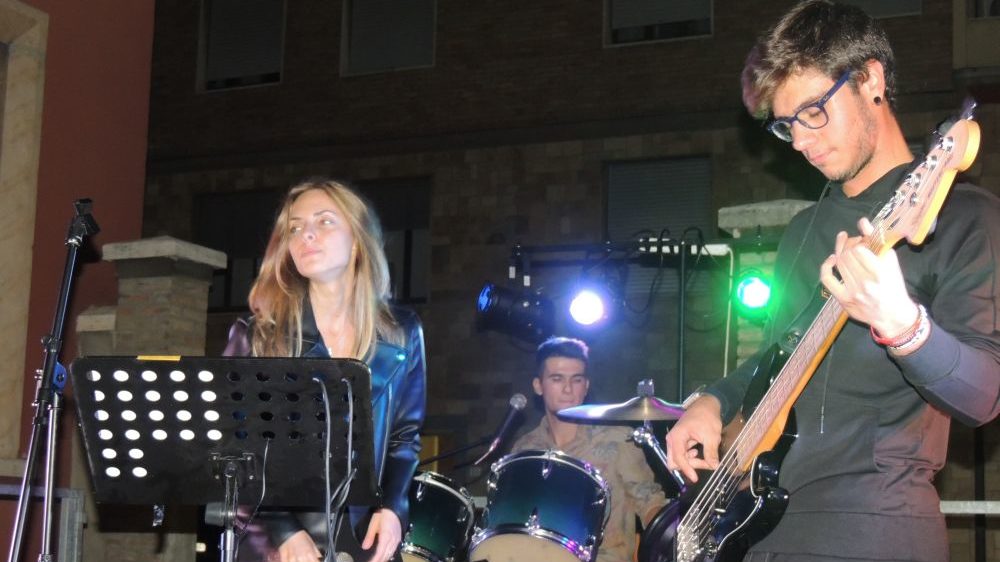 La musica nelle piazze, ingrediente vincente della Notte Bianca a Tortona