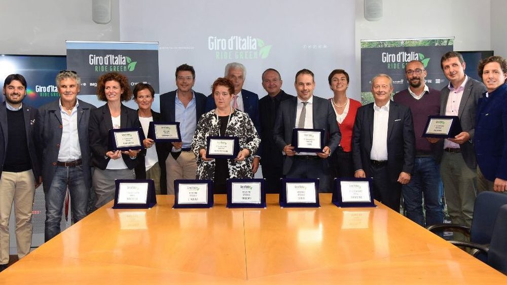 Giro d’Italia, Novi virtuosa per la differenziata