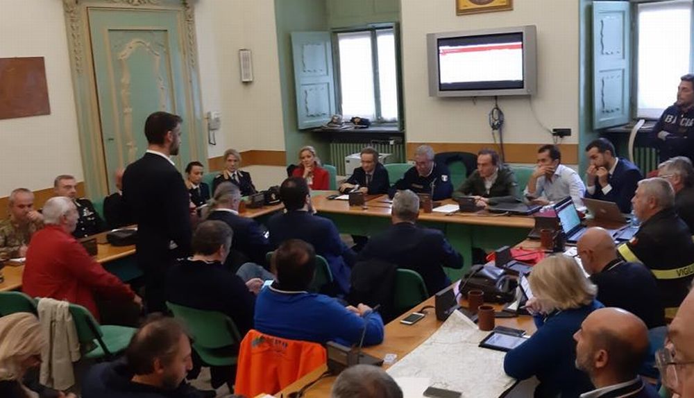 Summit tra i Sindaci in Prefettura ad Alessandria, dichiarato lo stato di emergenza. Presenti anche Chiodi, Tagliani e altri
