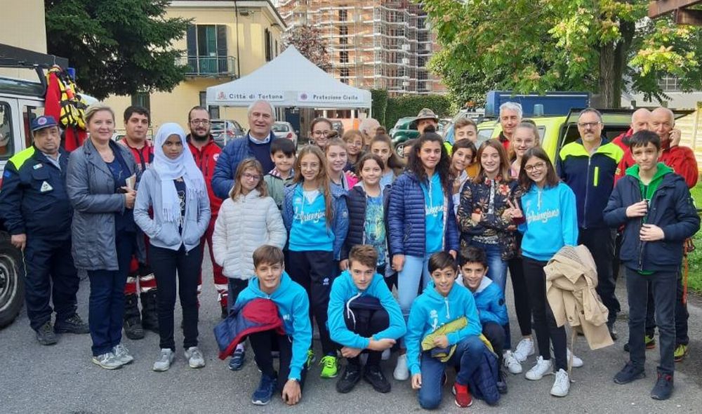 I bambini del San Giuseppe di Tortona hanno visto come funziona la Protezione Civile. Le immagini