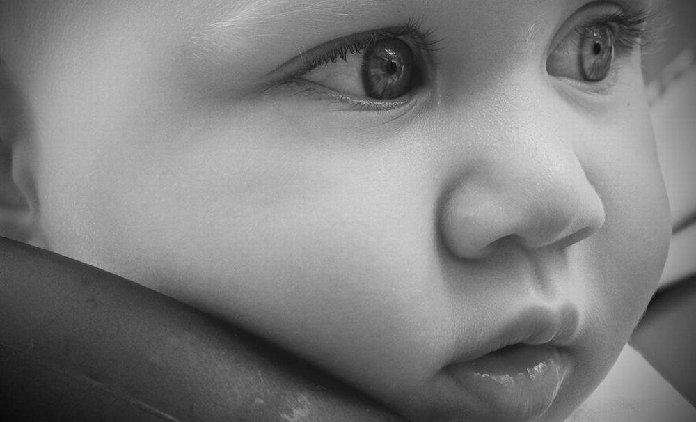 I medici di Alessandria salvano un bimbo che aveva ingoiato una nocciolina