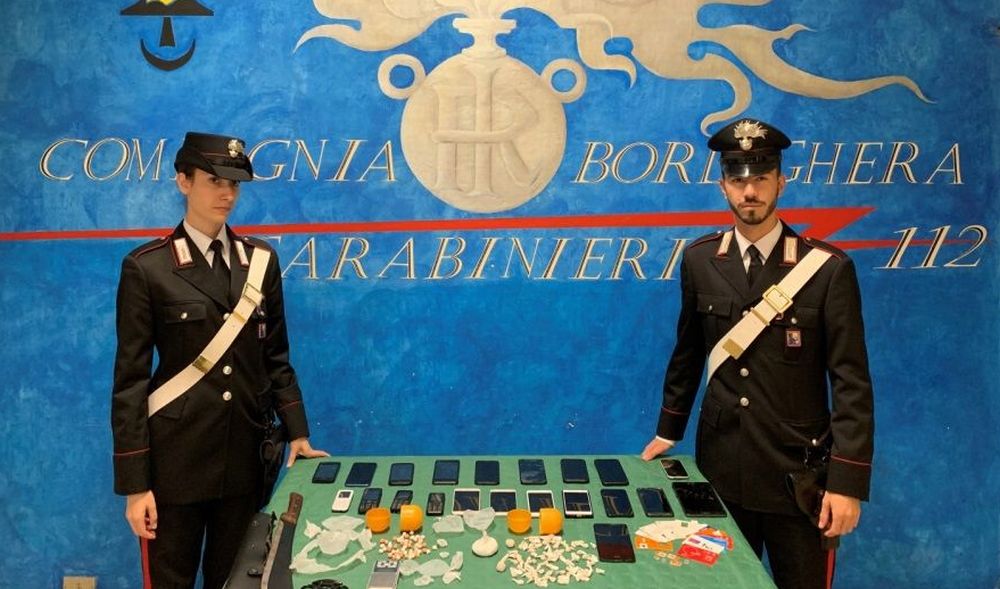 A Bordighera i Carabinieri sequestrano 140 dosi di droga