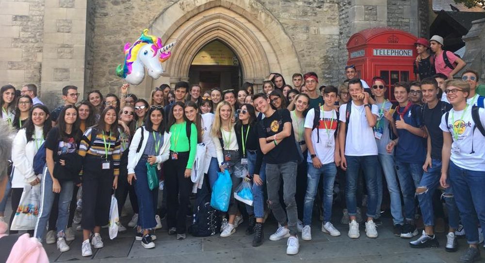 65 studenti del Liceo Peano di Tortona in Inghilterra per uno stage linguistico