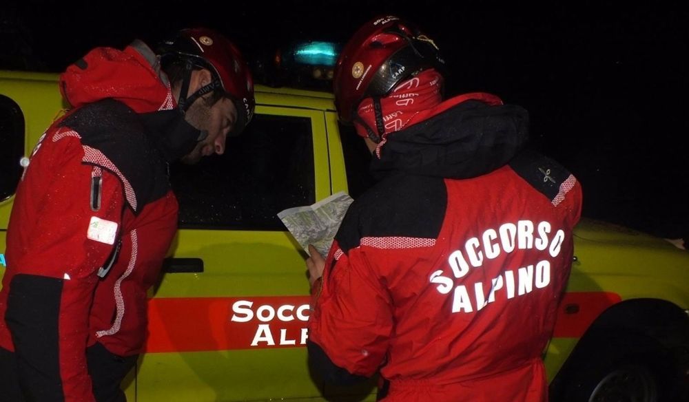 Sette giovani tortonesi salvati dal Soccorso Alpino insieme a due accompagnatori