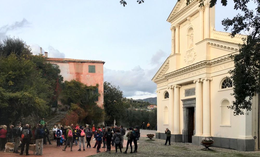 Sabato il Trekking urbano di “Sui sentieri del Golfo”