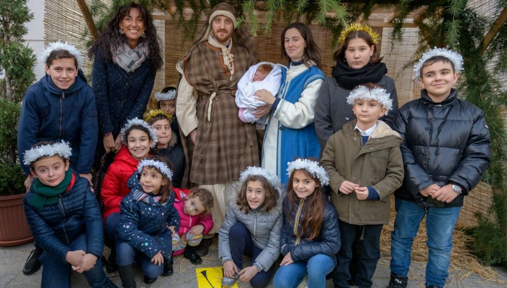 Nelle feste natalizie a Tortona è tornato il presepio vivente. Ecco immagini inedite e suggestive