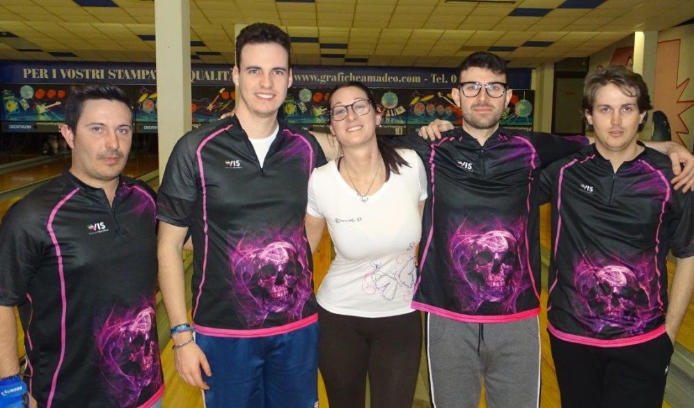Bowling nel Golfo Dianese, due squadre prendono il largo