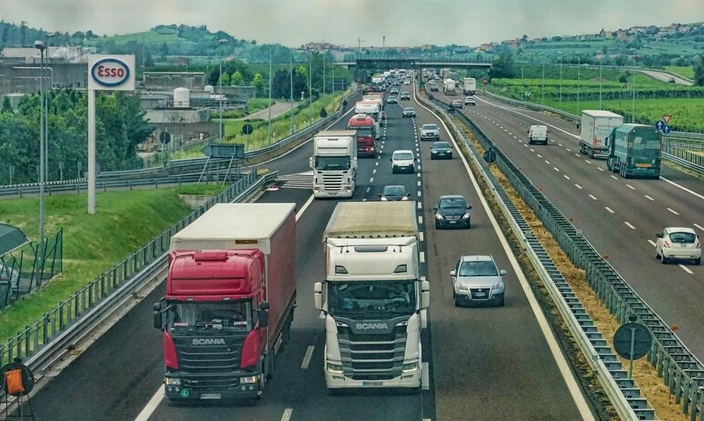 A Tortona un progetto per avere la patente CE e CQC per trovare lavoro come camionisti