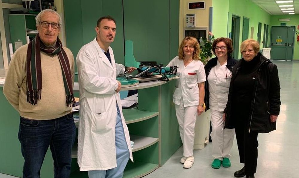 Il Fai di Tortona dona all’ospedale cittadino un apparecchio per la  riabilitazione del ginocchio