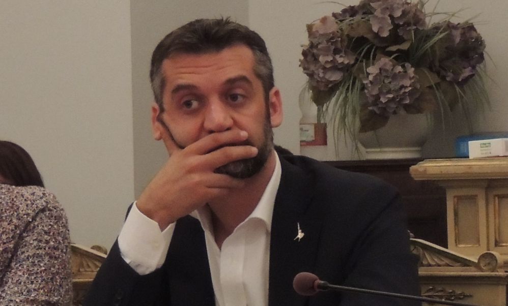 Chiodi: “False aspettative del Governo per gli indigenti, i Comuni non hanno ancora ricevuto un soldo”