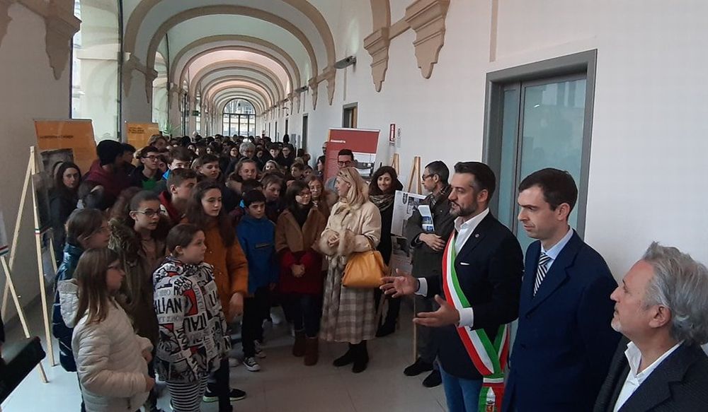 Il Comune di Tortona ha ricordato le vittime delle Foibe di fronte a tanti  giovani studenti e cittadini