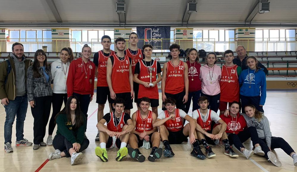 I giovani del Marconi di Tortona vincono nel basket