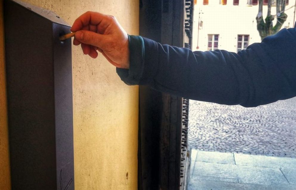 Un’azienda regala al Comune di Acqui Terme questi posacene pubblici