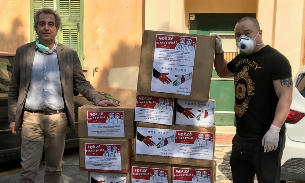 Coronavirus: la comunità cinese dona le mascherine  all’Ospedale di Sanremo