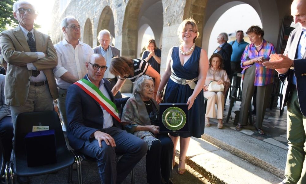 Il Commiato del Comune di Acqui terme ad Adriana Ghelli