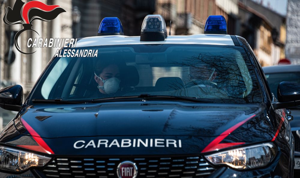 Ad Alessandria un marocchino di 29 anni non si ferma all’alt dei Carabinieri, inseguito e arrestato