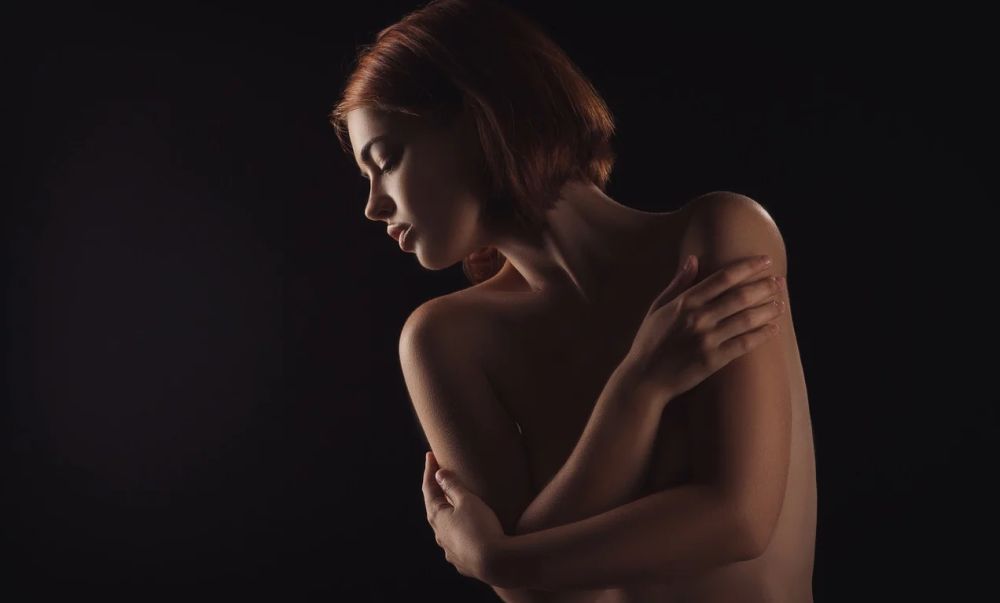 Un aspetto che non ti aspetti: il Covid ha mandato le Escort in povertà. Il 30% è alla fame. Parte la raccolta fondi. Il Comunicato