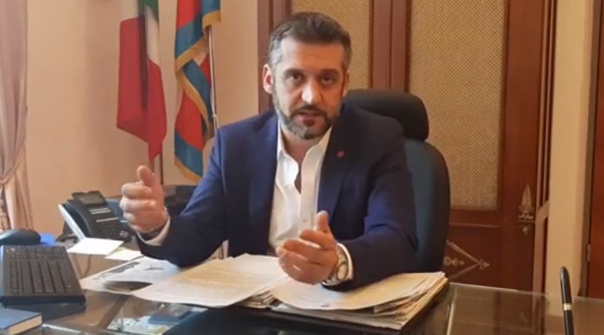 Tortona vara una serie di agevolazioni per gli operatori in vista della riapertura: ampliamento dehor, niente tasse e…