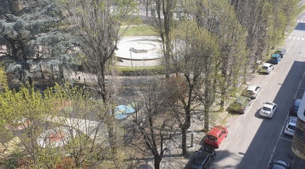 Il Comune di Tortona migliora l’arredo urbano varando interventi per il decoro di panchine, cestini ed altro