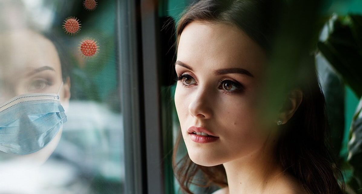 Assembramenti a Torino e noi paghiamo: da domani fino a martedì uso della mascherina in città