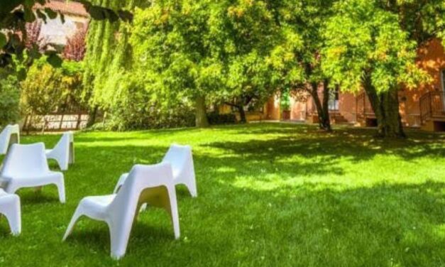Giardini Svelati, le strutture di Agriturist invitano ad una pausa relax nel verde