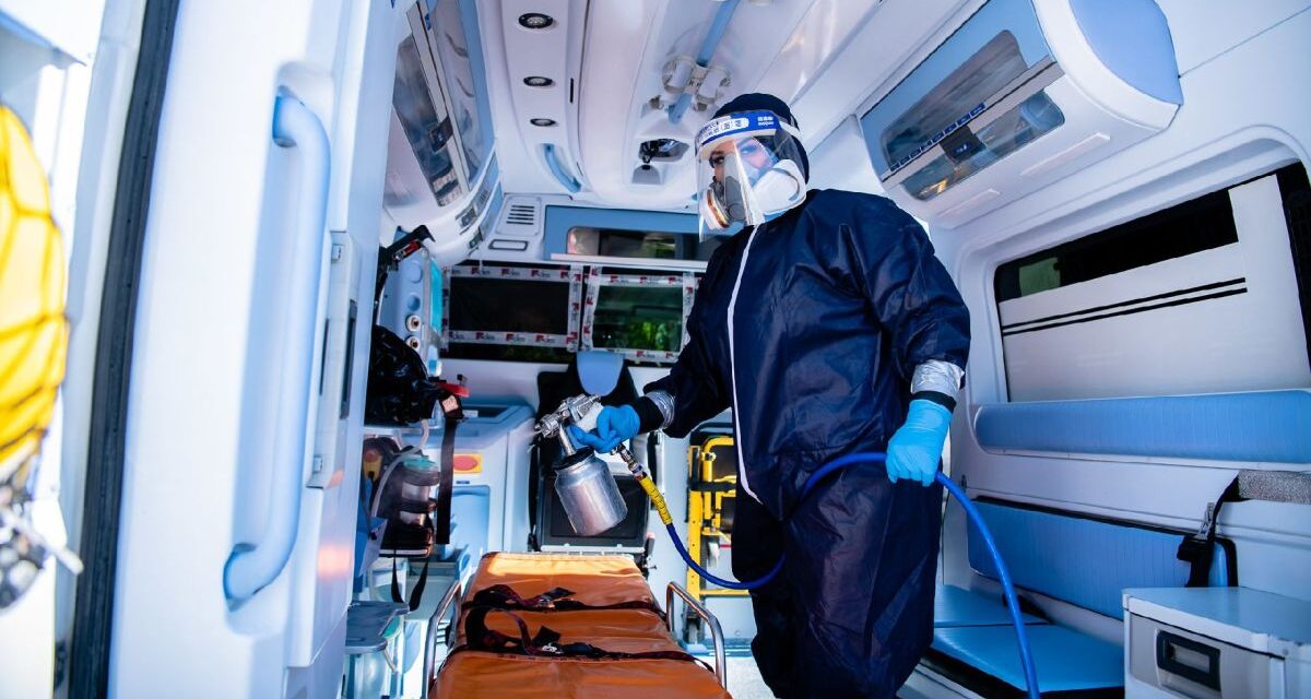 Ad Alessandria Croce verde e Croce rossa commemorano le vittime del covid E inaugurano due ambulanze