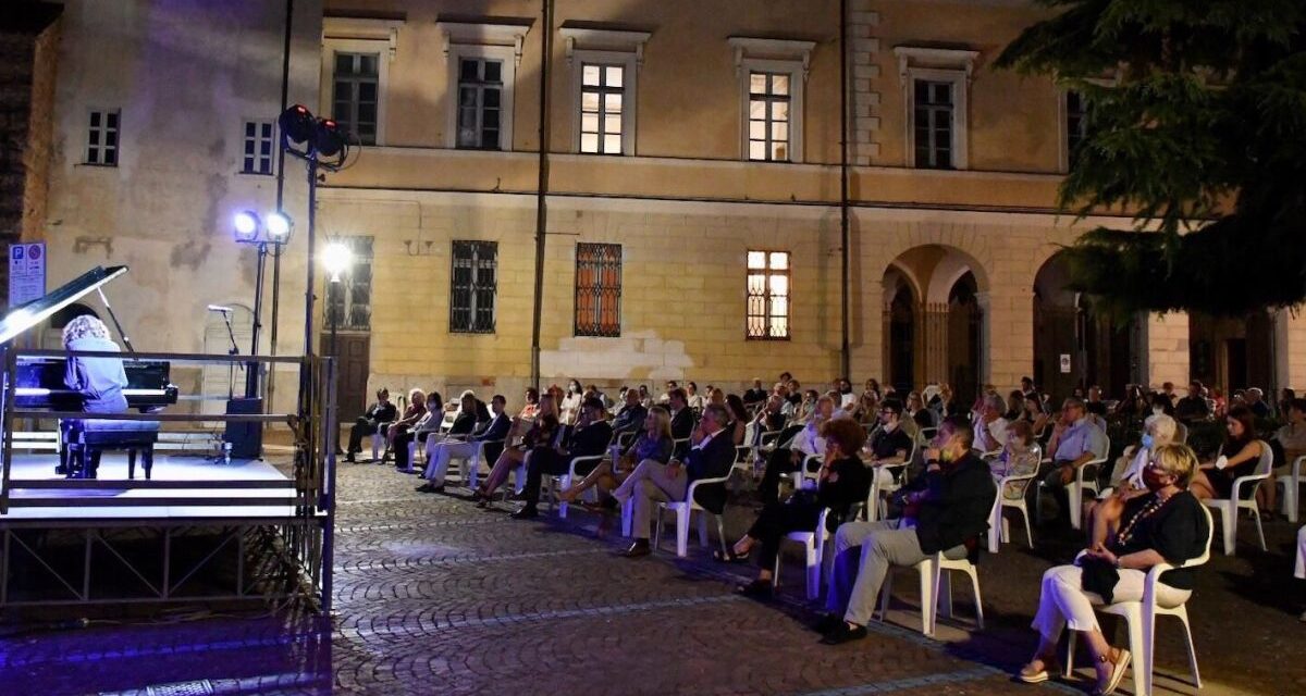 Il concerto dell’Accademia San Matteo è stato un successo: i tortonesi hanno voglia di aggregazione. Le immagini