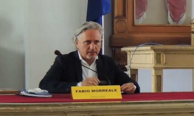 Un impeccabile Morreale guida l’ultima seduta del Consiglio prima delle ferie
