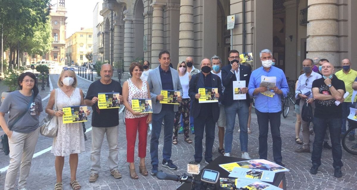 Ad Alessandria spostatevi in bicicletta!! Lanciata la campagna “Spesa quotidiana? Prima la bici!”