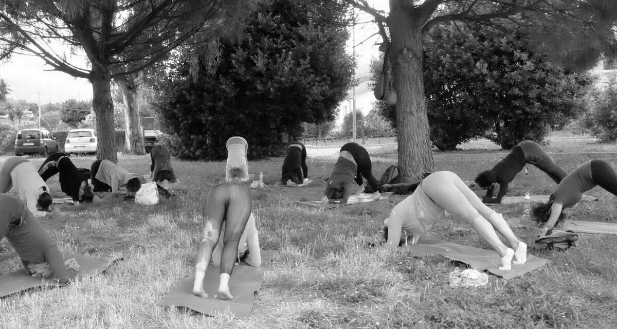 Il Centro Diano Yoga di Diano Marina amplia l’offerta estiva delle attività all’aperto per il benessere del corpo e dello spirito