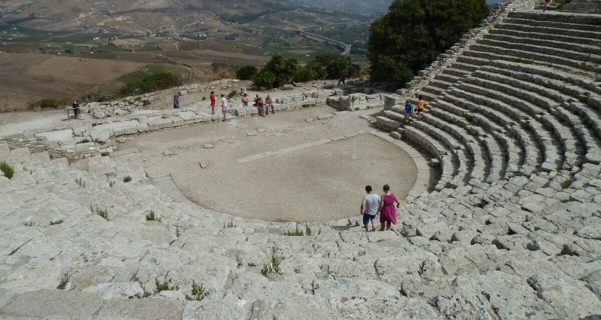 Viaggiareoggi: il Parco archeologico di Segesta, in Sicilia. Di Viviana Ferentilli