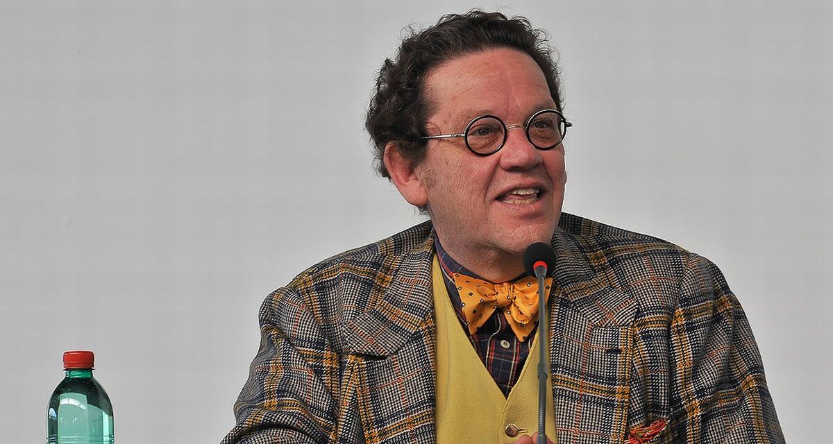 Il mondo dell’arte in lutto per la prematura scomparsa di Philippe Daverio. Di Giulia Quaranta Provenzano