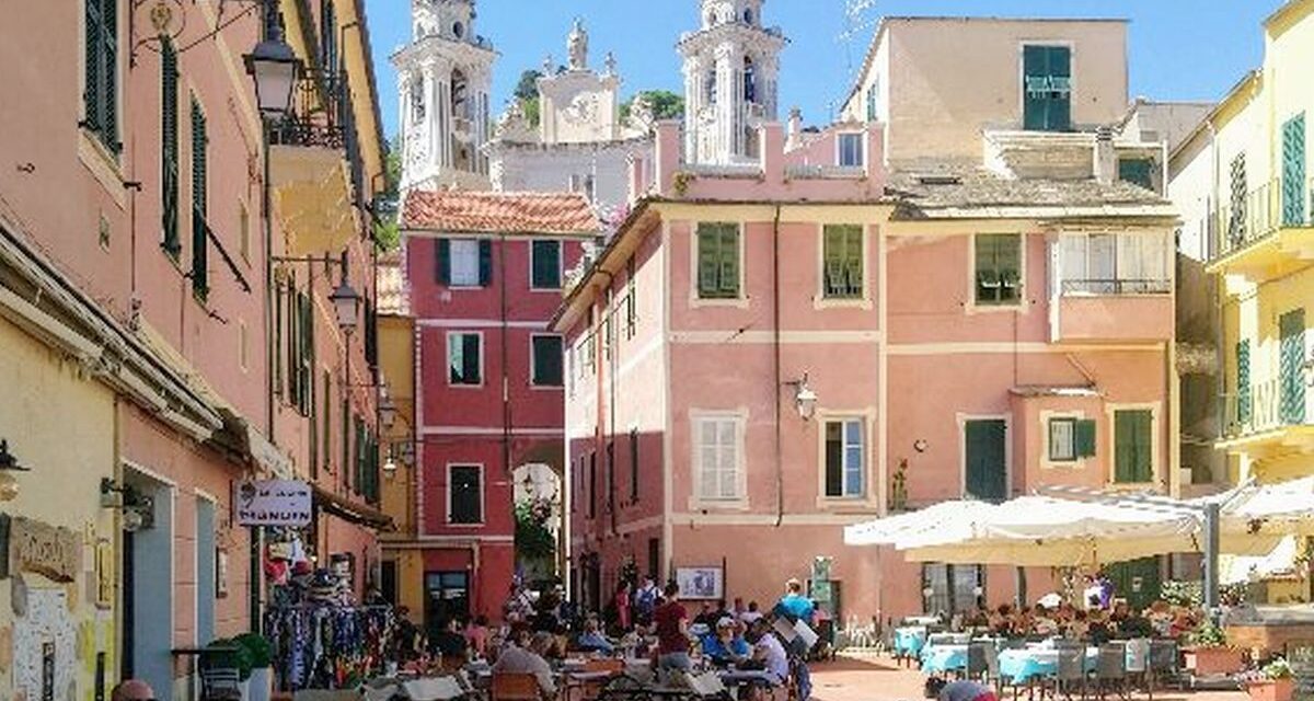 Viaggiareoggi: Laigueglia, il borgo delle piazzette, da visitare a ogni stagione