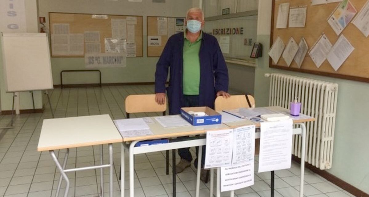 Inizio scuola a Tortona: al “Marconi” tutto è pronto con ben 4 ingressi ma i corsi di recupero li fanno online