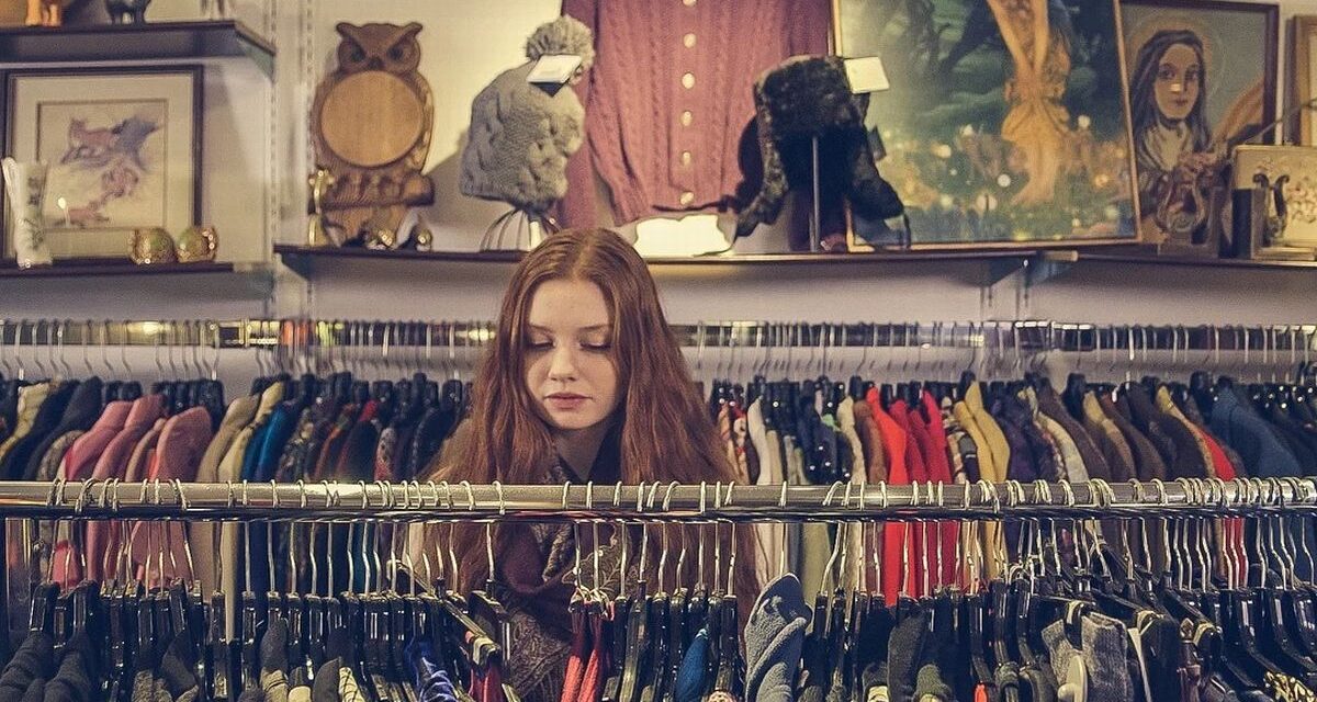 Centri commerciali (esclusi alimentari) chiusi nel week end per tre settimane in tutto il Piemonte