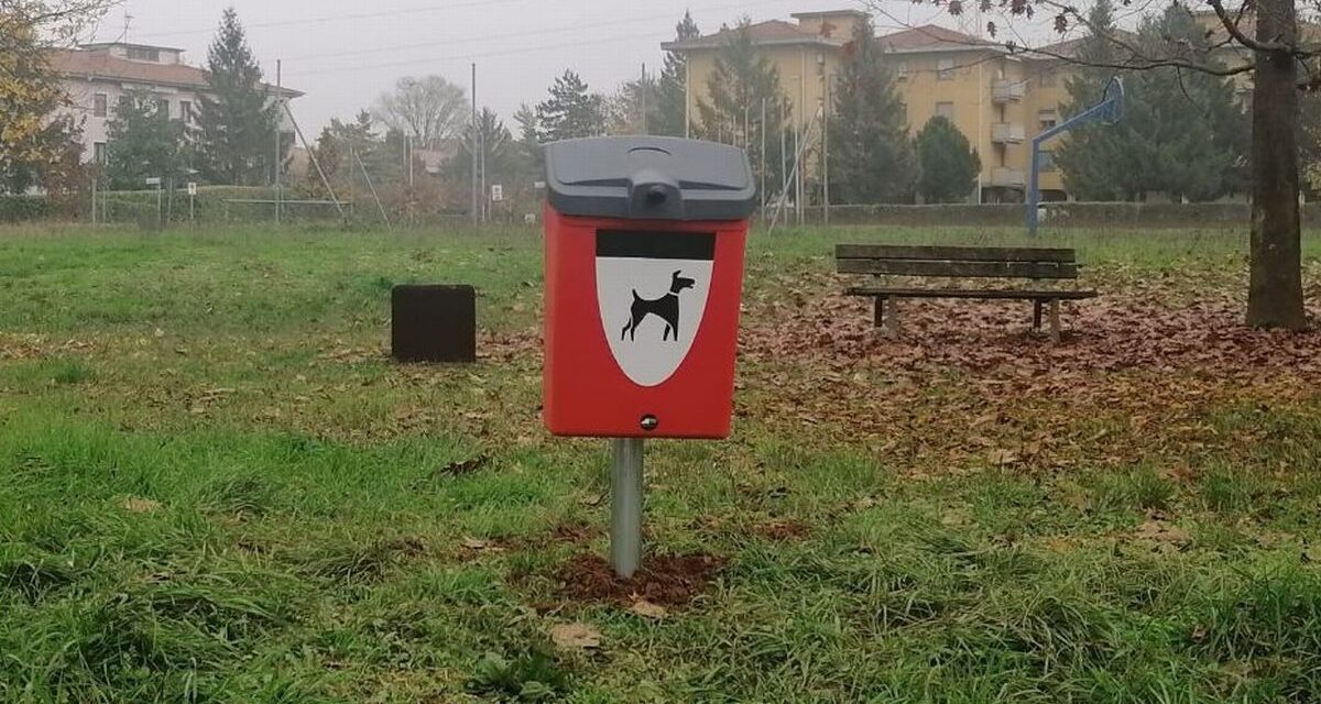 Gestione Ambiente installa cestini per le deiezioni canine a Novi Ligure. Ecco dove