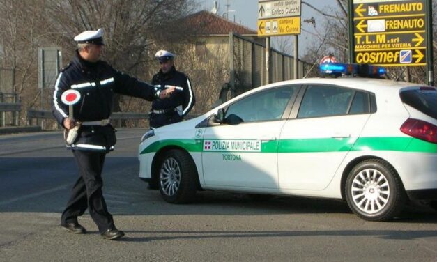 La polizia municipale di Tortona riscontra alcune irregolarità in un autolavaggio, ecco quali