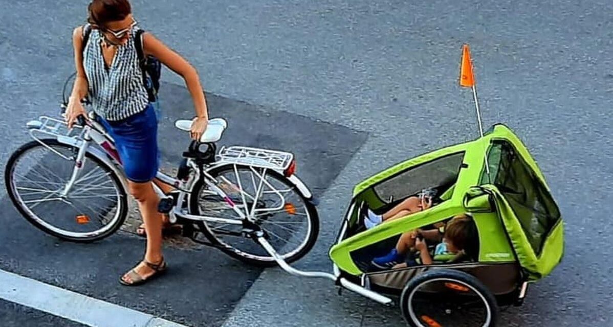 A Tortona due ragazzi rubano questo carrello ma la mamma lo divulga sui Social e viene ritrovato dai Carabinieri. La storia