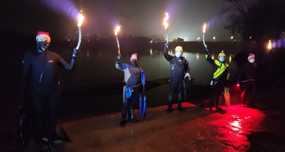 A Casale Monferrato si è svolta una fiaccolata senza pubblico in memoria di Franco Delodi