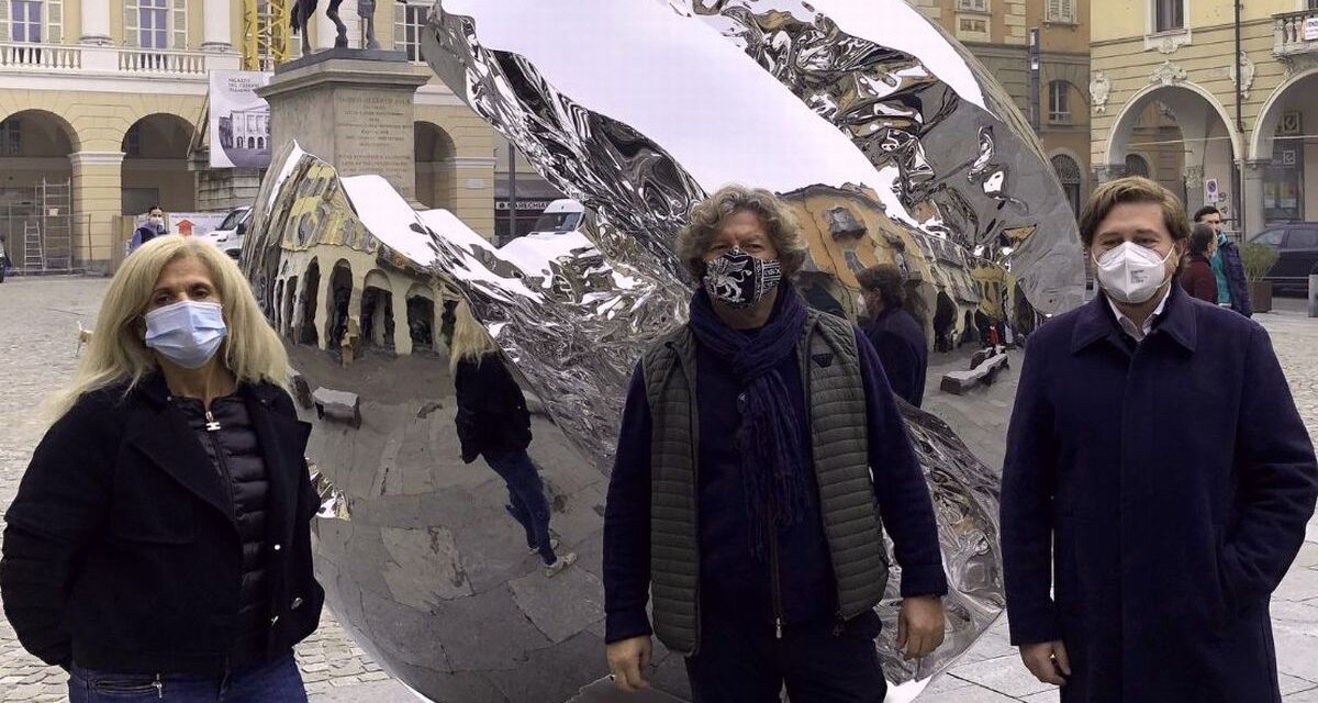 #casalerisplende: l’hashtag per condividere sui social le foto delle opere di Xhixha