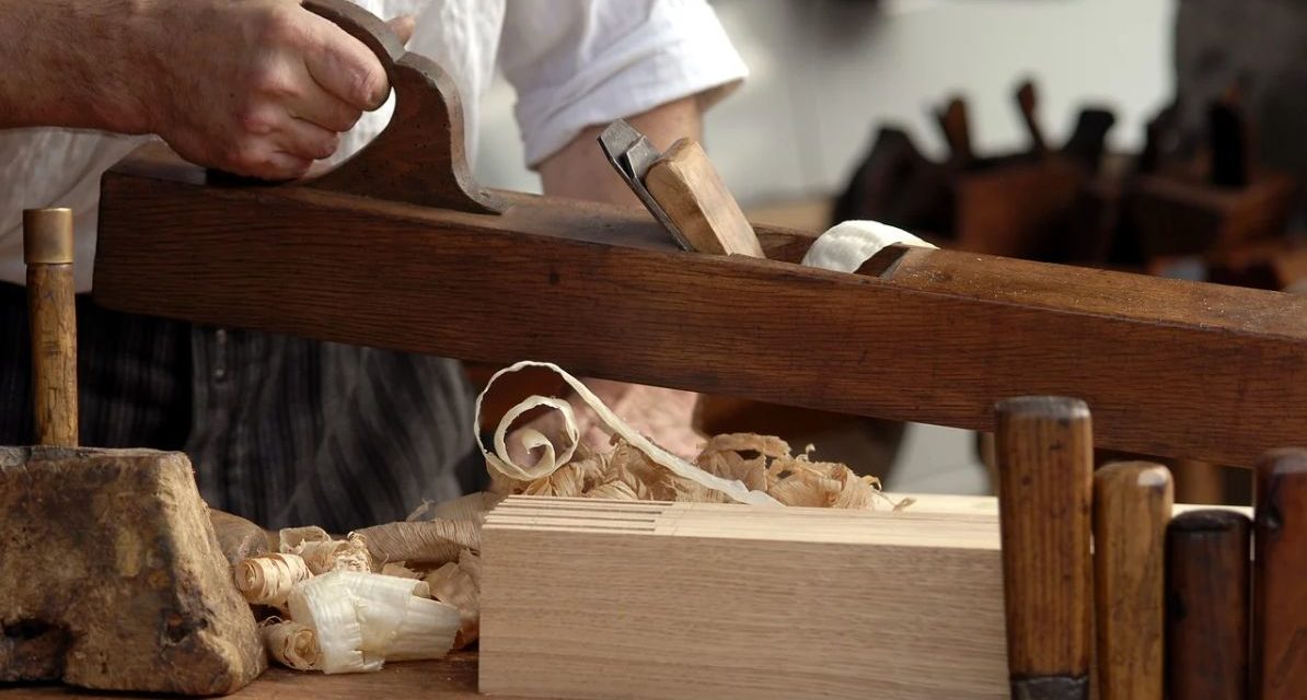 Personaggi Alessandrini: Pietro Chiara, la raffinata lavorazione del legno