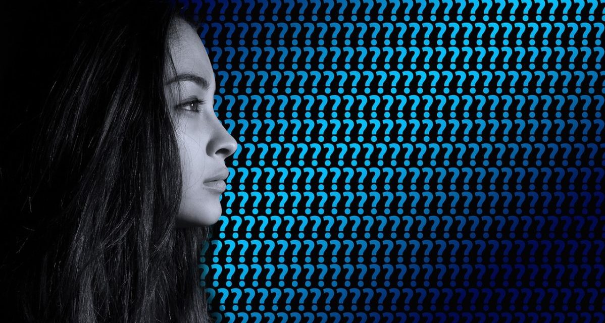 Primo giorno di saldi ed è un clamoroso flop a Tortona: negozi aperti ma nessuno compra. Scelte sbagliate?