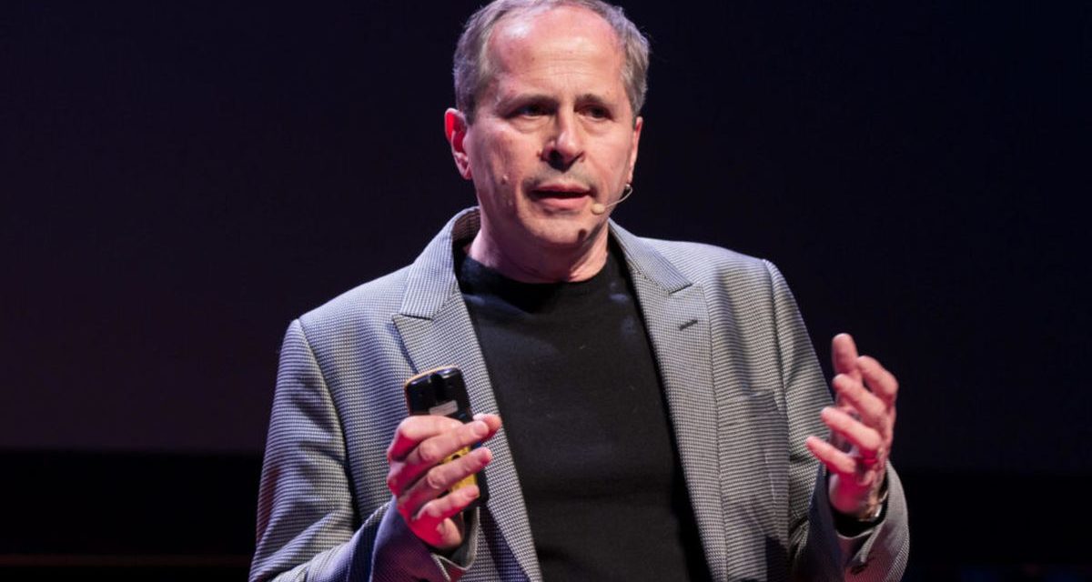 Crisanti: da “rischio calcolato’ riaperture numeri molto negativi il Governo renda pubblici atti, quanti morti e quanti nuovi casi conteremo”