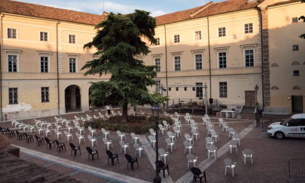 Musica, agnolotti e birra artigianale: la rassegna di Tortona Blues accende il Cortile del Teatro Civico