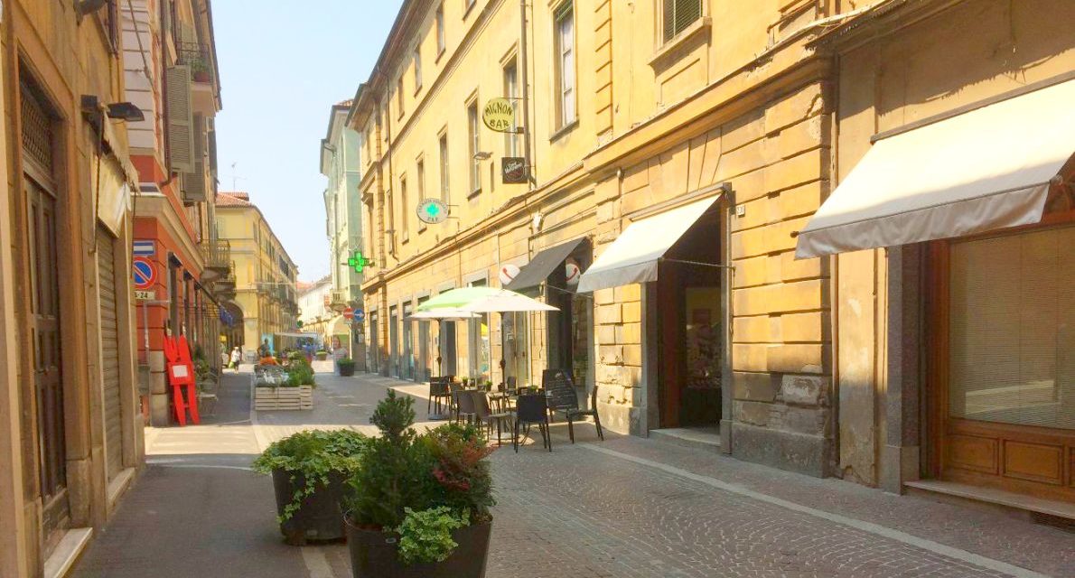 Giovedì “ApertiviAMO” apre l’estate a Tortona. Cos’é e come fare per partecipare