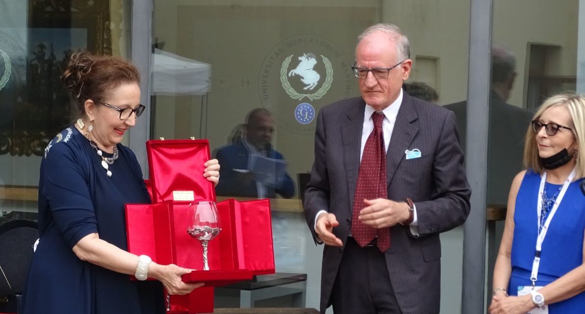 Ad Alessandria premiati i giornalisti di Pace