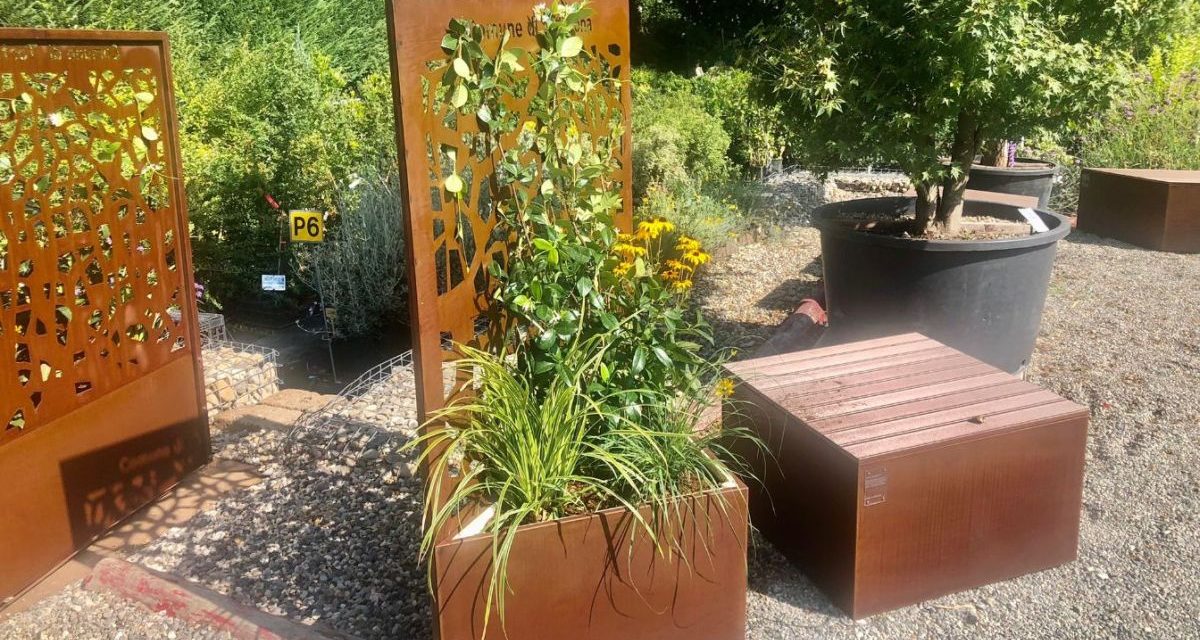 Il Comune di Tortona, grazie alla Fondazione, abbellisce il Centro con queste panchine