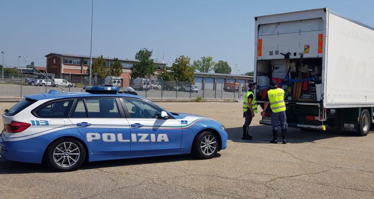 Alla guida del camion in stato di ebbrezza provoca incidente a Castelletto Monferrato : Patente sospesa