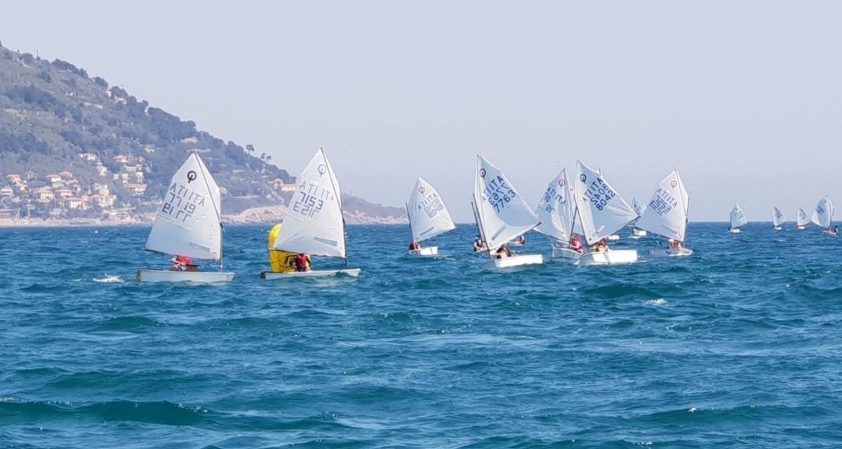Domenica a Diano Marina una bella manifestazione di vela